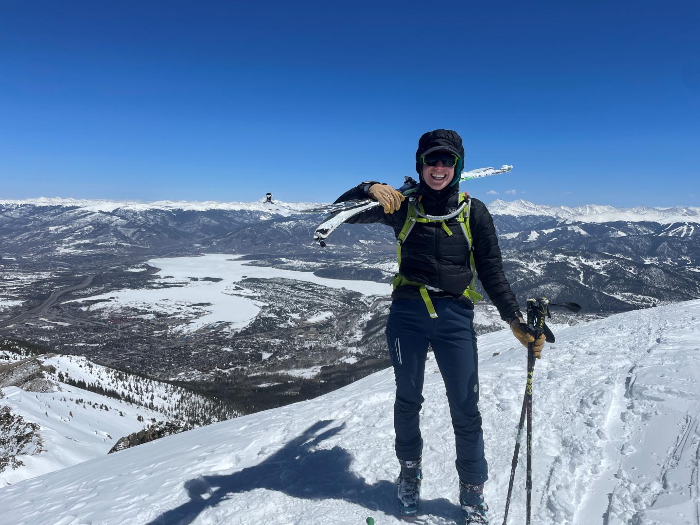 Carolyn McShea skiing